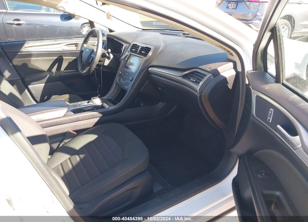 2020 FORD FUSION SE VIN: 3FA6P0HD5LR110114