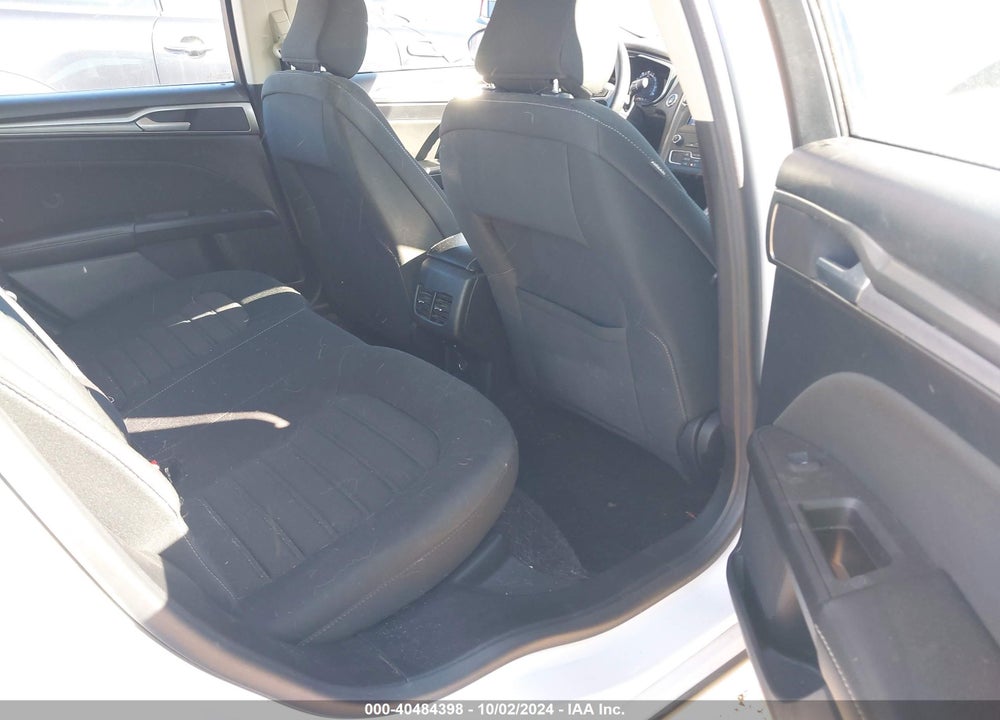 2020 FORD FUSION SE VIN: 3FA6P0HD5LR110114