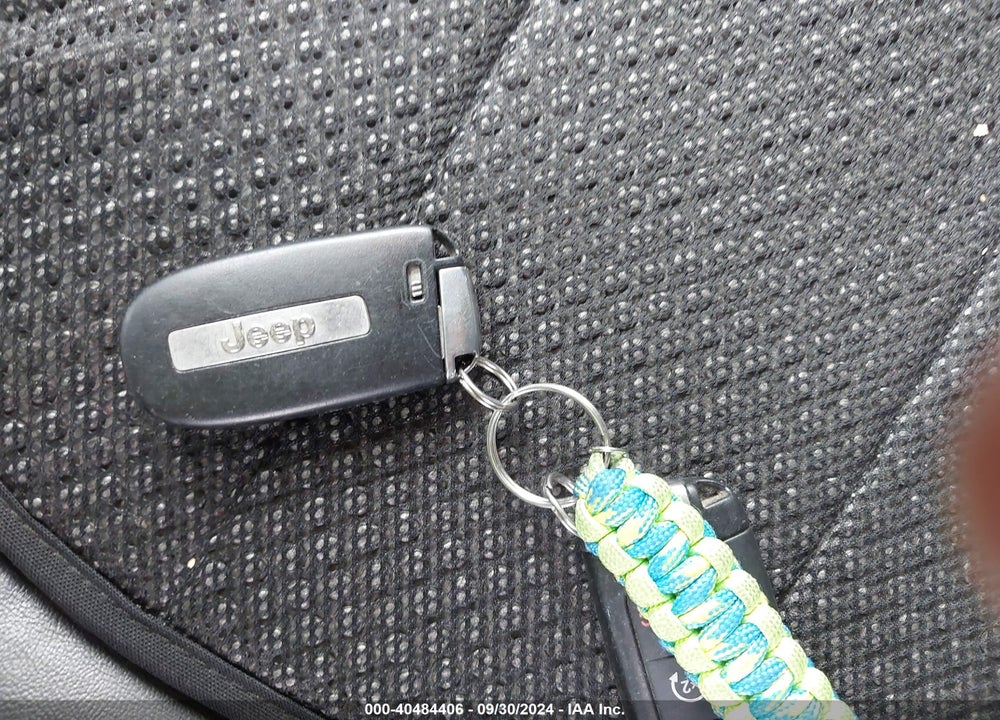 2015 JEEP GRAND CHEROKEE ALTITUDE VIN: 1C4RJFAG0FC675258