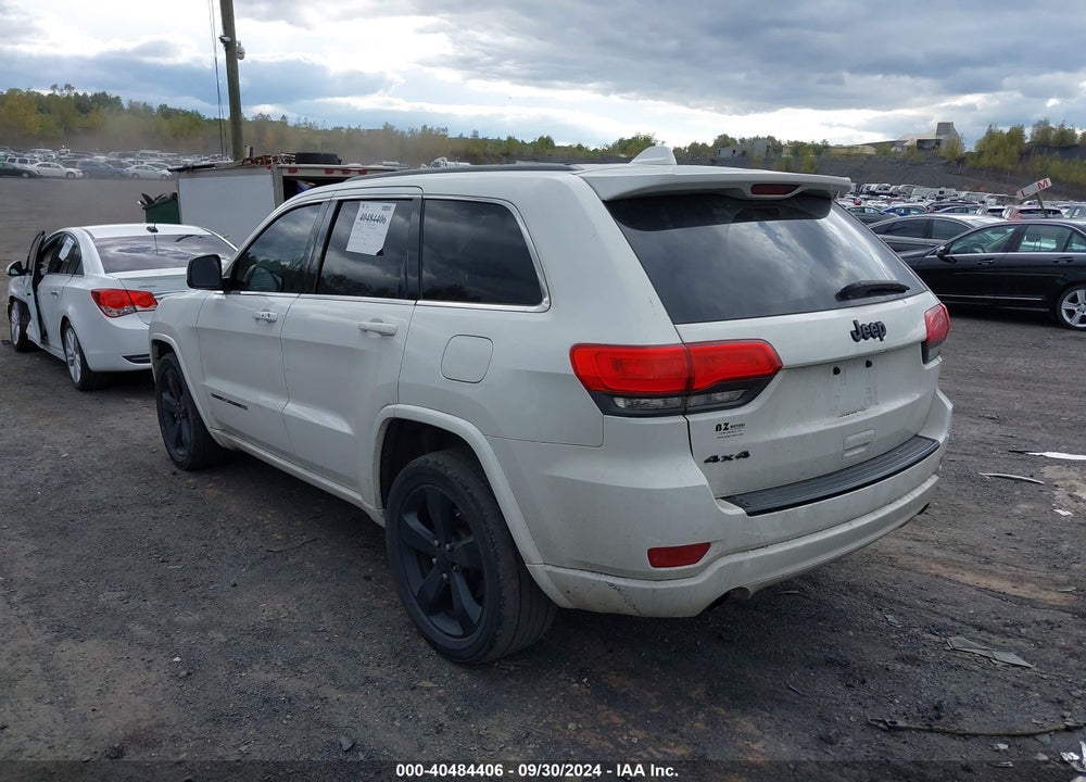 2015 JEEP GRAND CHEROKEE ALTITUDE VIN: 1C4RJFAG0FC675258