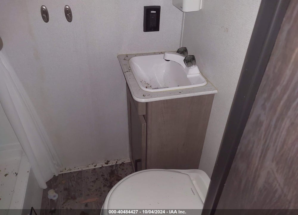 2021 KEYSTONE RV OTHER VIN: 4YDT17610MW243357