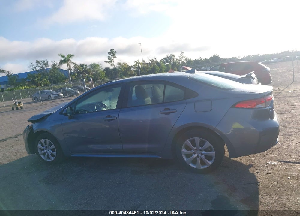2022 TOYOTA COROLLA LE VIN: 5YFEPMAE1NP364203
