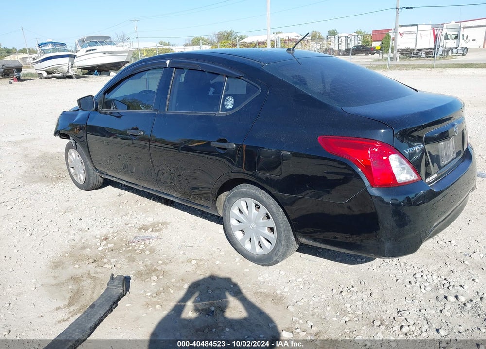 2019 NISSAN VERSA 1.6 S+ VIN: 3N1CN7AP5KL822448