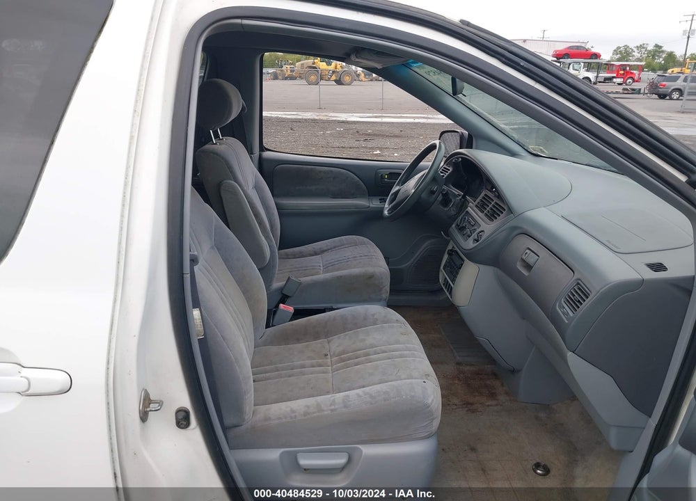 2001 TOYOTA SIENNA LE VIN: 4T3ZF13C51U358869