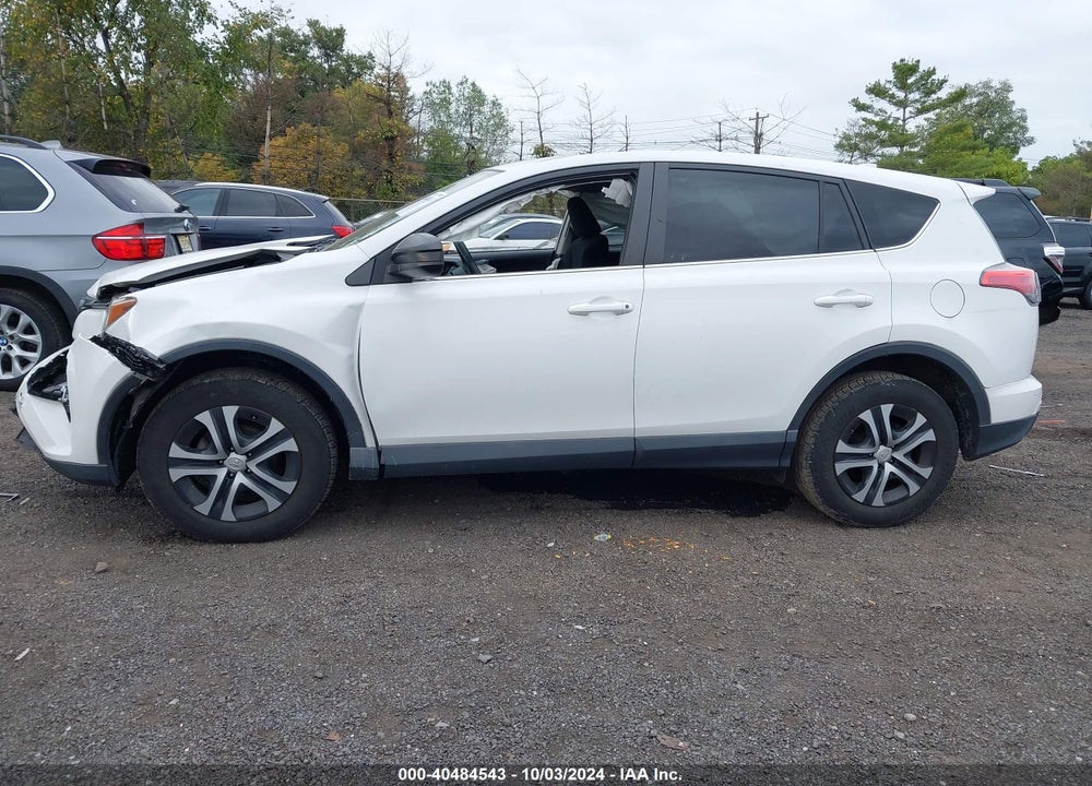 2018 TOYOTA RAV4 LE VIN: 2T3BFREV0JW750964