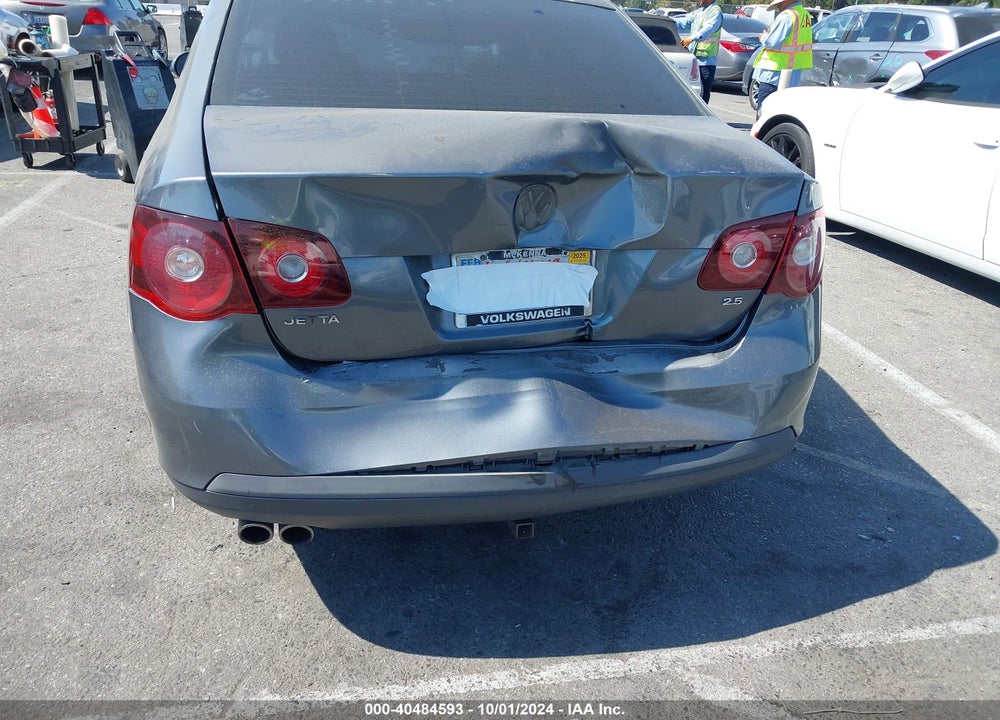 2008 VOLKSWAGEN JETTA SE/SEL VIN: 3VWRZ71K88M088212