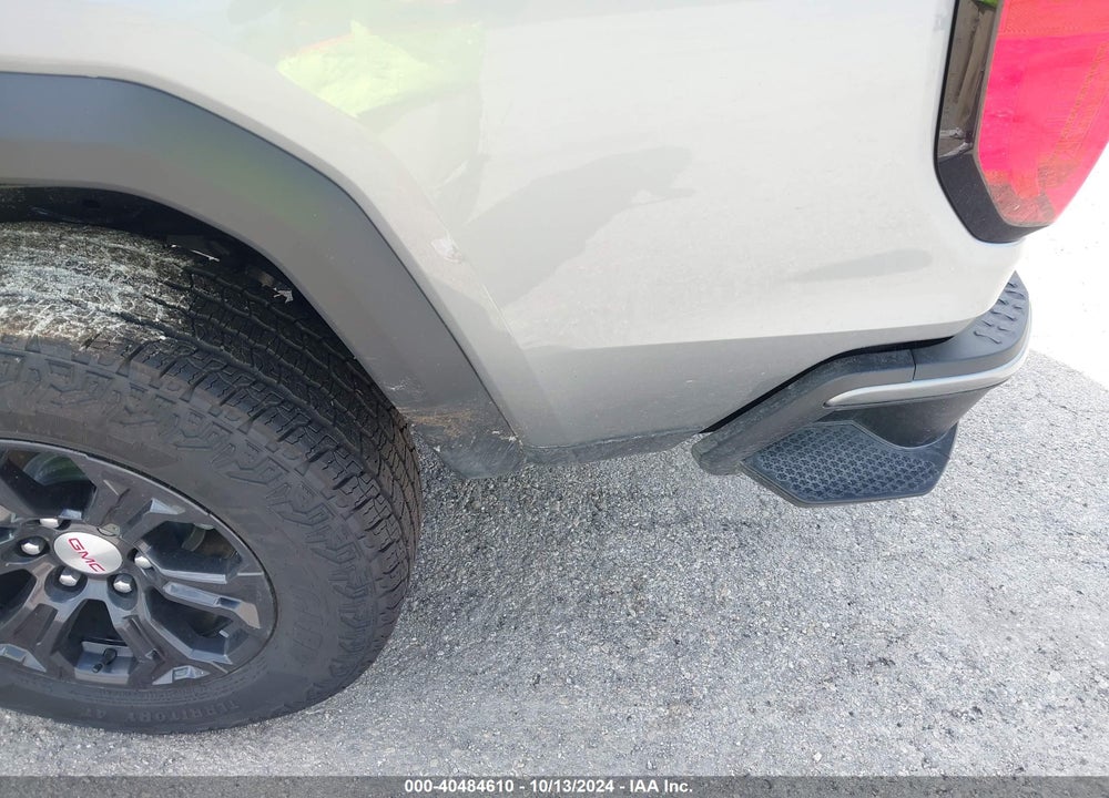 2024 GMC CANYON 2WD ELEVATION VIN: 1GTP5BEK9R1186196