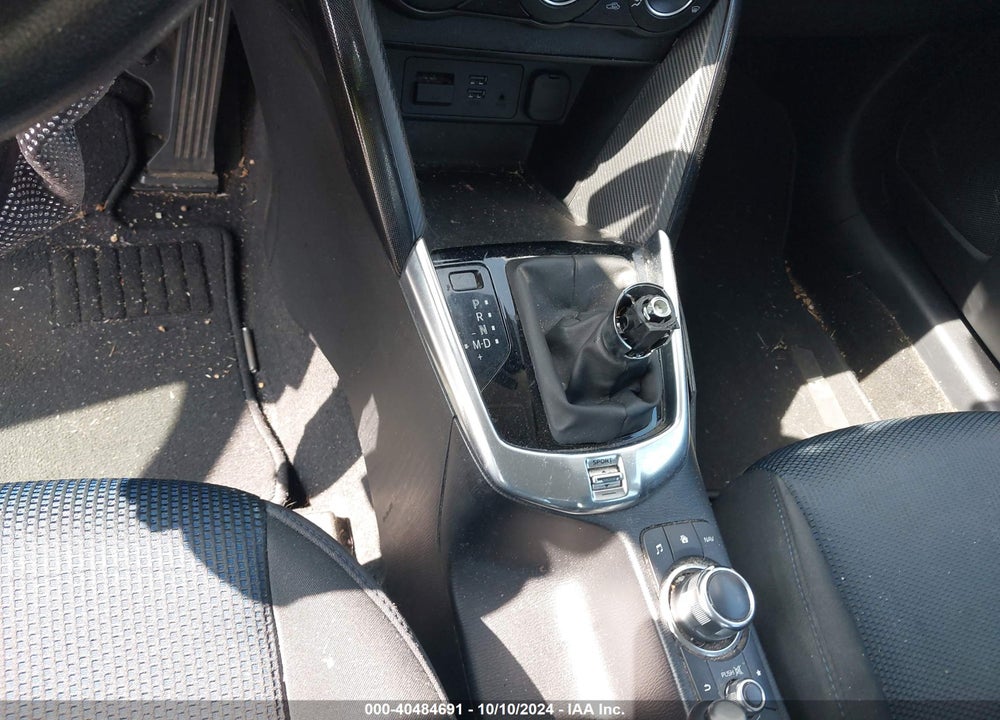 2016 SCION IA VIN: 3MYDLBZV7GY118163