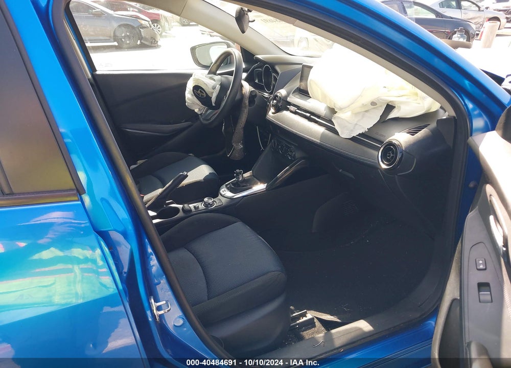 2016 SCION IA VIN: 3MYDLBZV7GY118163