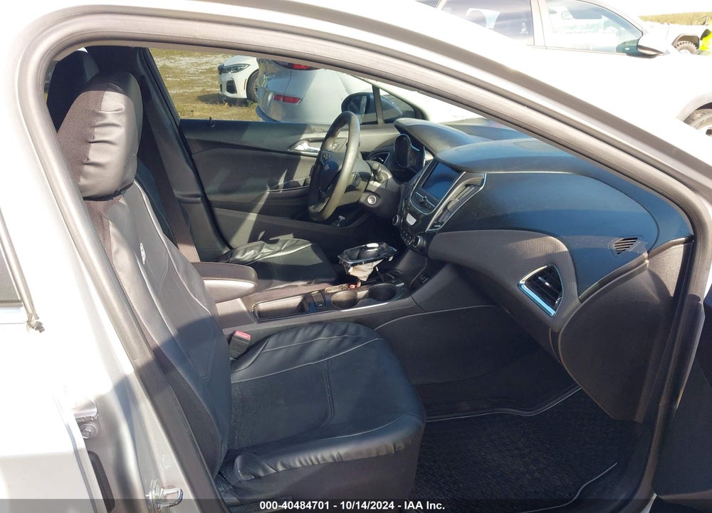 2019 CHEVROLET CRUZE VIN: 1G1BE5SM5K7122735