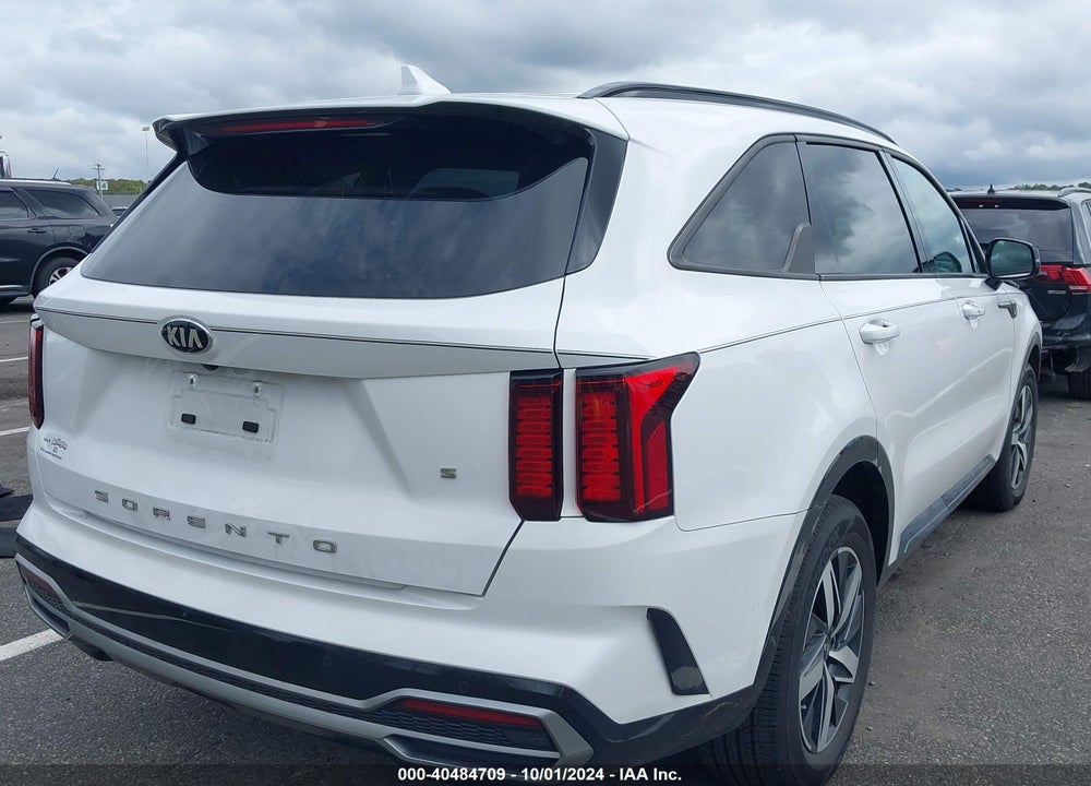 2021 KIA SORENTO S VIN: 5XYRL4LC2MG022058