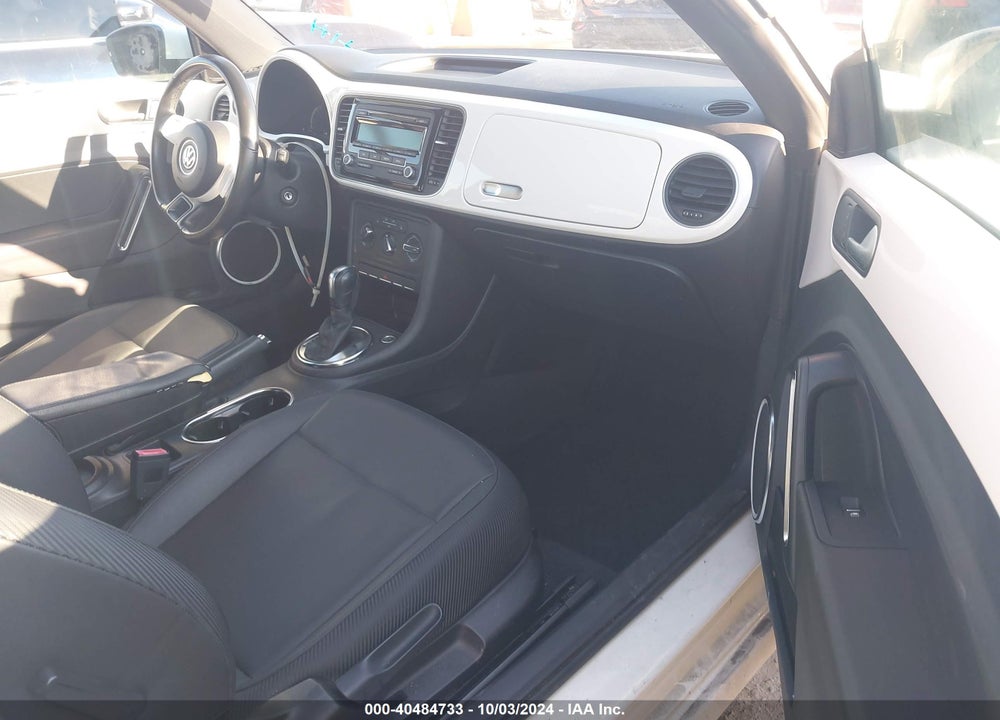 2013 VOLKSWAGEN BEETLE 2.5L VIN: 3VWJP7AT4DM690563