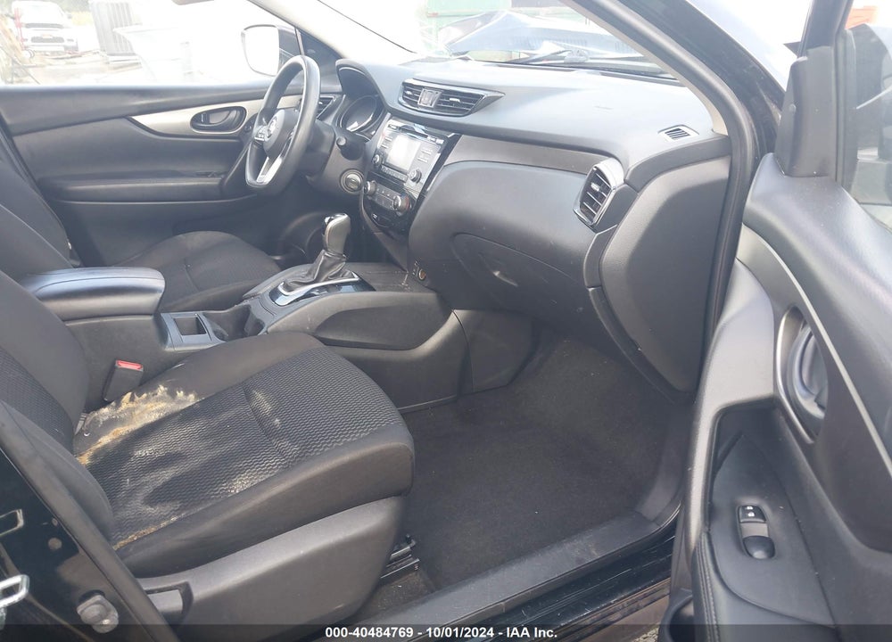 2018 NISSAN ROGUE SPORT S VIN: JN1BJ1CPXJW500852