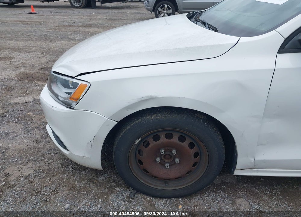 2012 VOLKSWAGEN JETTA 2.0L S VIN: 3VW2K7AJ2CM391850