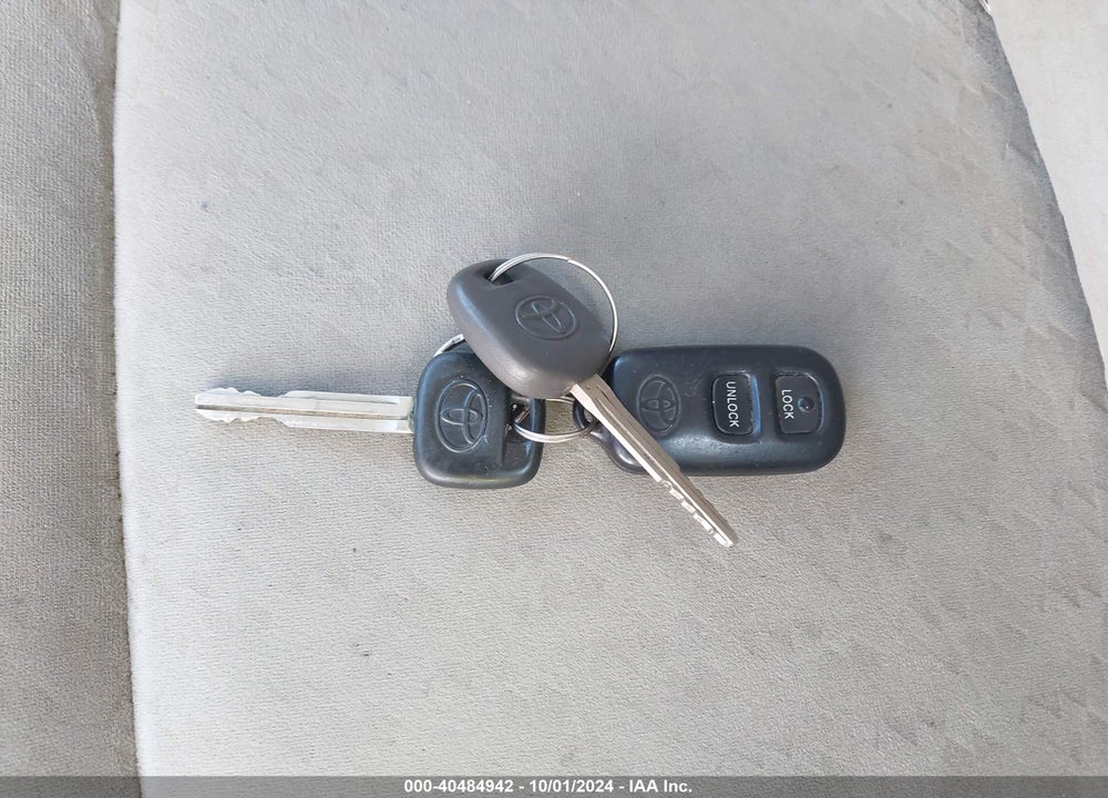 2009 TOYOTA COROLLA LE VIN: 1NXBU40EX9Z122527