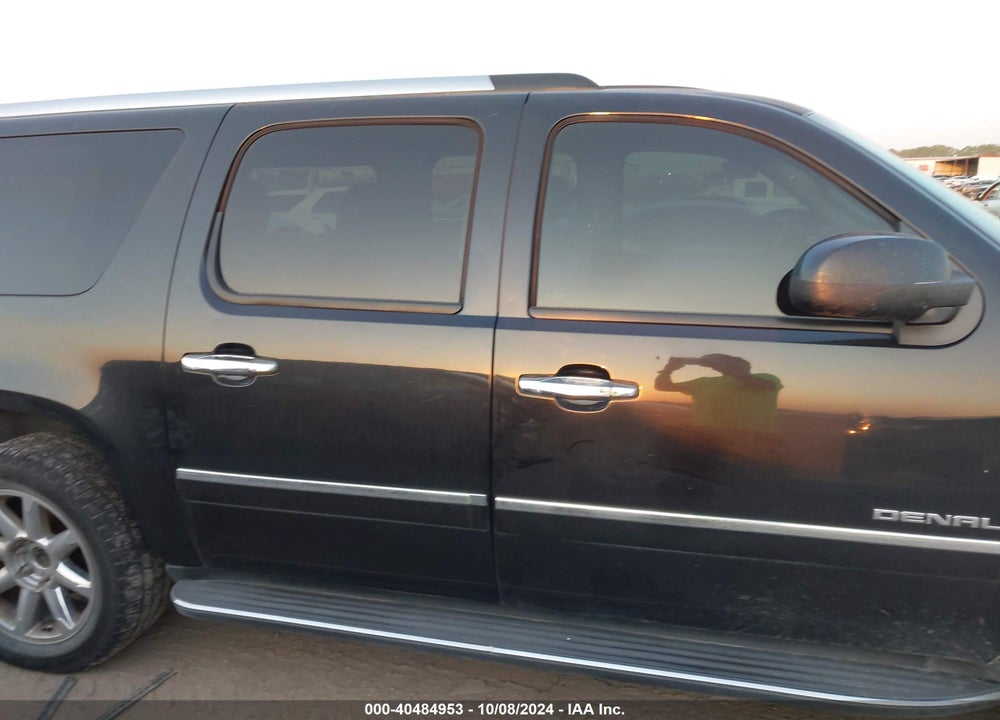 2013 GMC YUKON XL 1500 DENALI VIN: 1GKS2MEF4DR230671