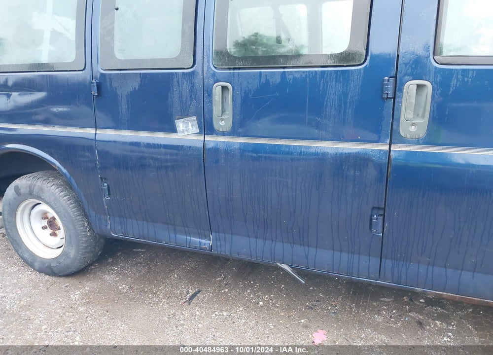 2002 CHEVROLET EXPRESS VIN: 1GNFG15M221225306