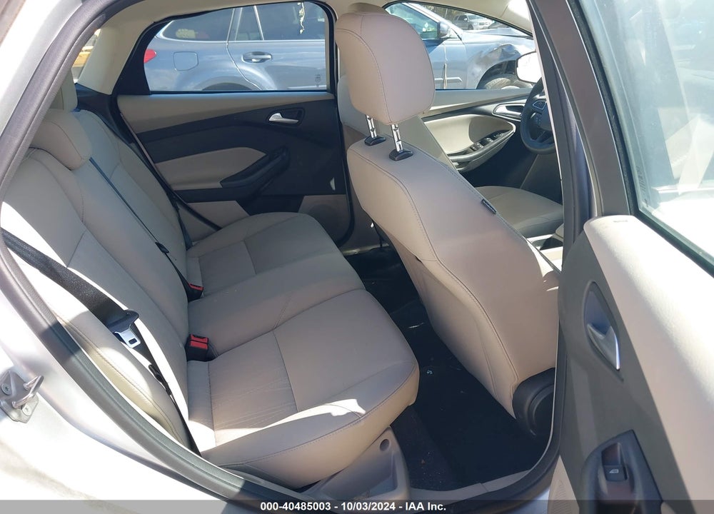 2016 FORD FOCUS SE VIN: 1FADP3KE1GL240132