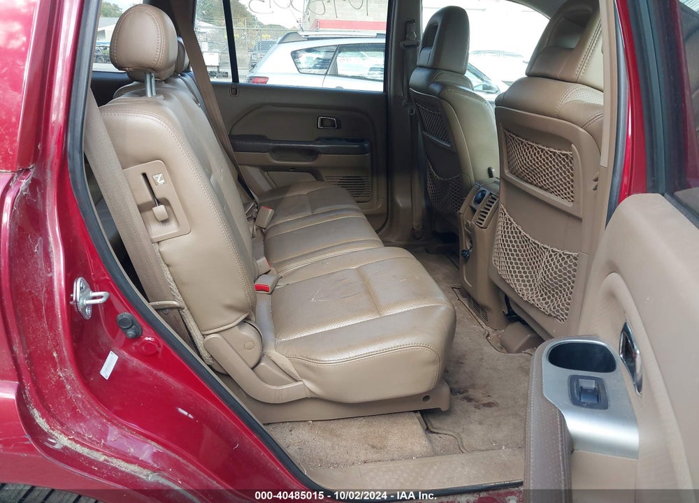 2005 HONDA PILOT EX-L VIN: 5FNYF18545B054093