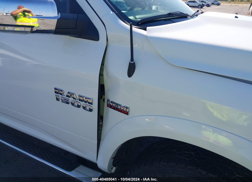 2017 RAM 1500 LAIE  4X4 5'7 BOX VIN: 1C6RR7NT4HS780701
