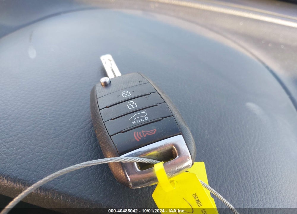 2015 KIA SORENTO LX VIN: 5XYKT3A60FG633489