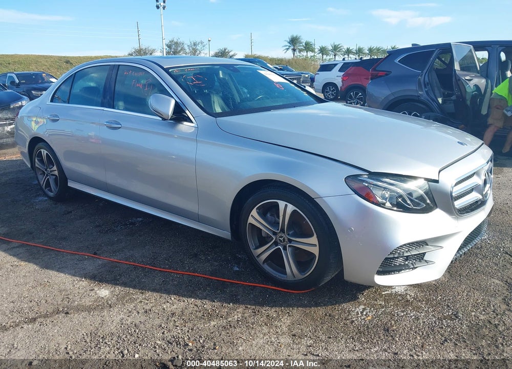 2018 MERCEDES-BENZ E 300 VIN: WDDZF4JB9JA332808