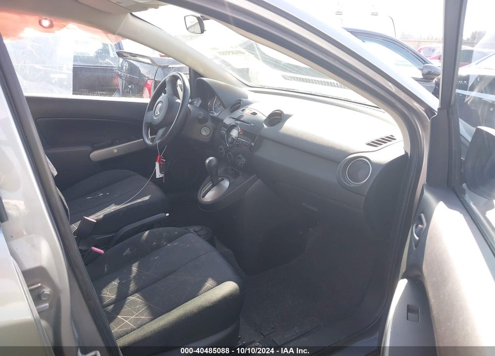 2014 MAZDA 2 SPORT VIN: JM1DE1KZ6E0178894