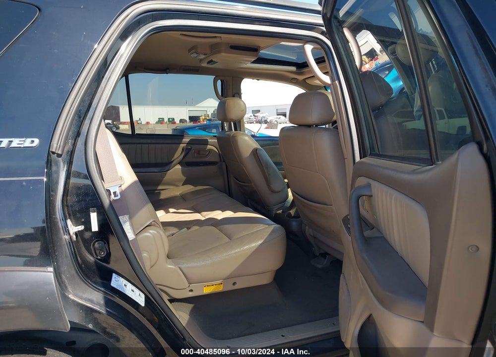 2003 TOYOTA SEQUOIA LIMITED V8 VIN: 5TDBT48A23S155798