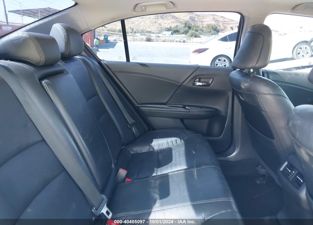 2016 HONDA ACCORD EX-L V-6 VIN: 1HGCR3F06GA001753