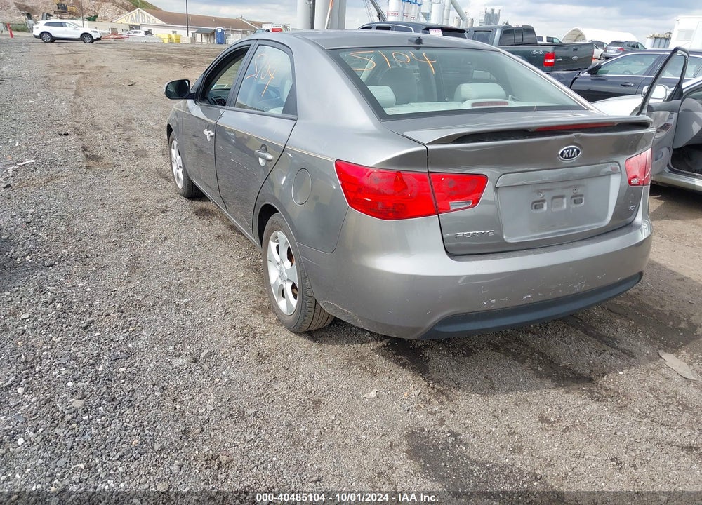 2010 KIA FORTE EX VIN: KNAFU4A22A5258222