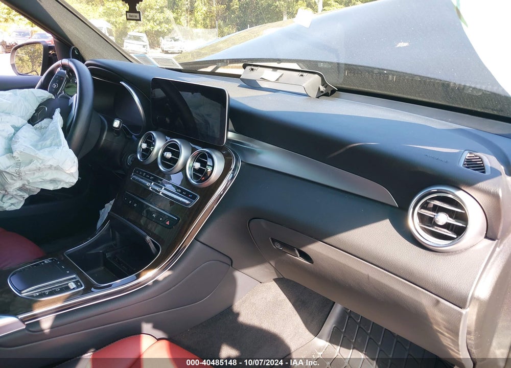 2021 MERCEDES-BENZ GLC 300 4MATIC SUV VIN: W1N0G8EB1MF947239