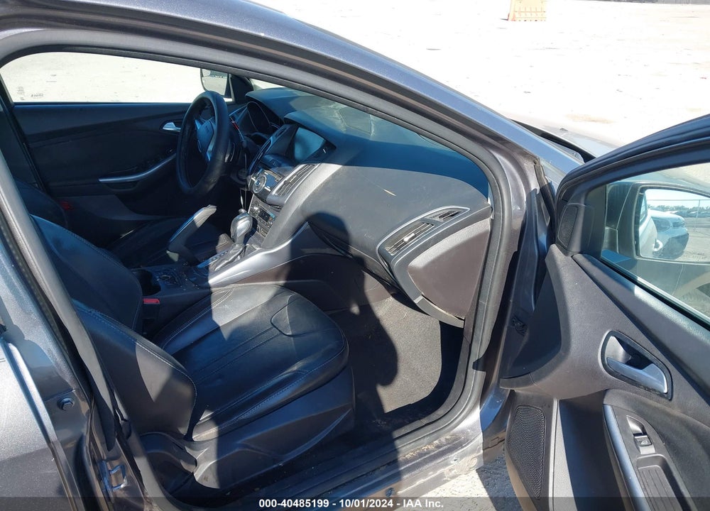 2014 FORD FOCUS TITANIUM VIN: 1FADP3J29EL155091