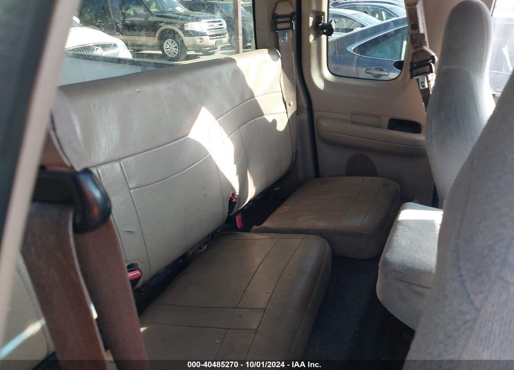 2000 FORD F-150 LARIAT/WORK SERIES/XL/XLT VIN: 1FTRX17L4YKA70044