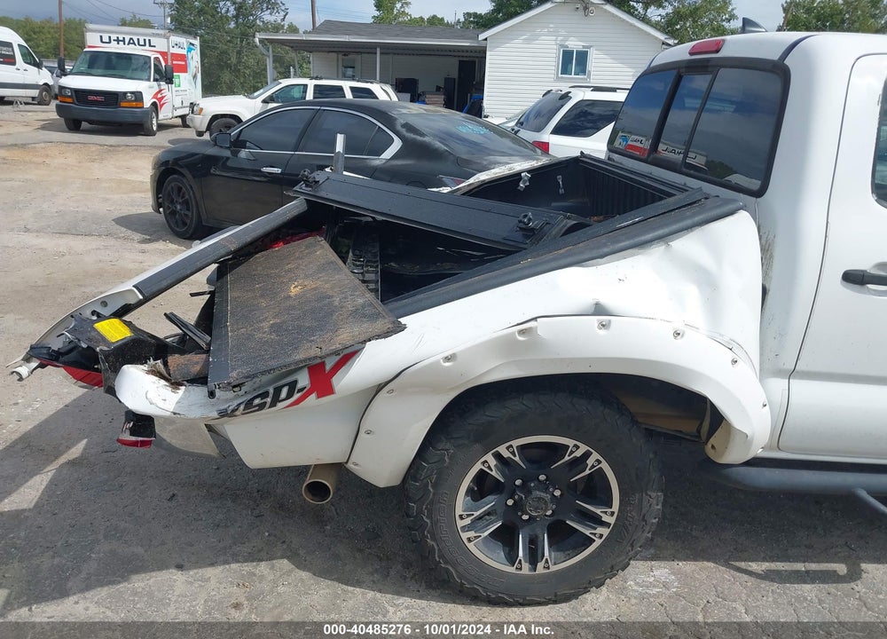 2015 TOYOTA TACOMA BASE V6 VIN: 3TMLU4EN5FM190087