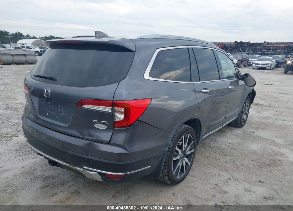 2019 HONDA PILOT TOURING VIN: 5FNYF5H93KB038120