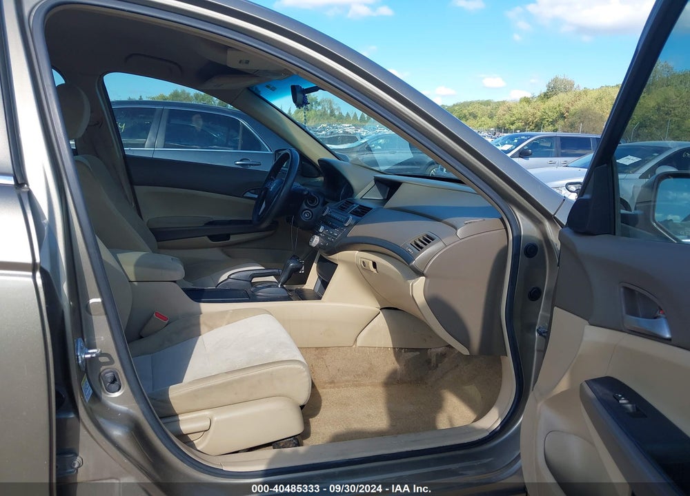2009 HONDA ACCORD 2.4 LX VIN: 1HGCP26319A106990