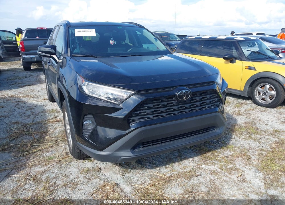 2021 TOYOTA RAV4 XLE VIN: 2T3W1RFV0MW113138