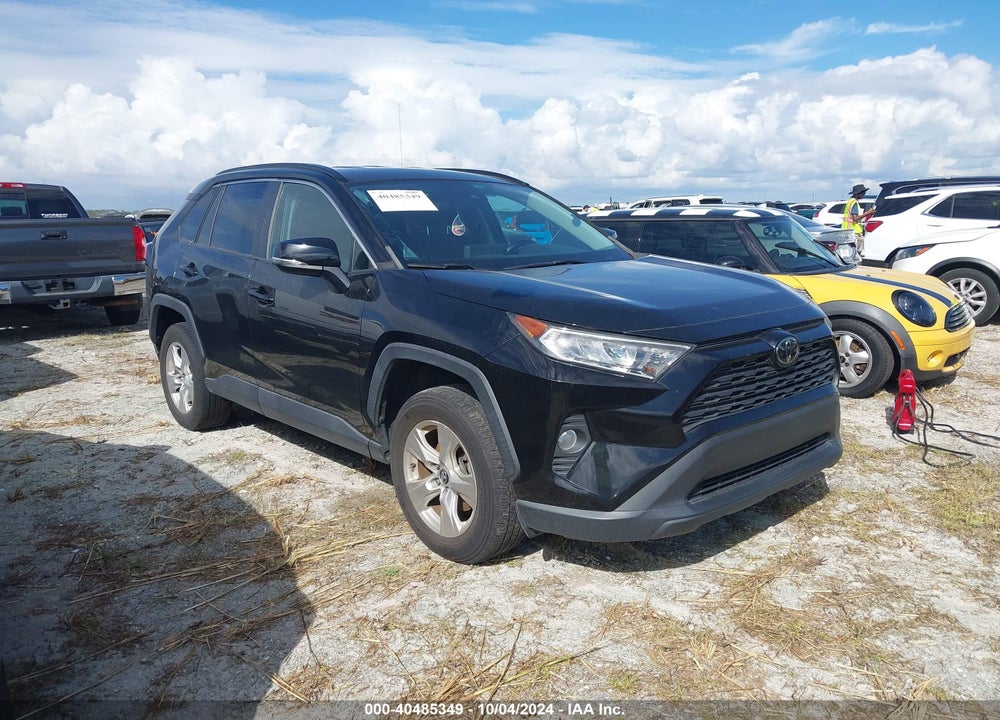 2021 TOYOTA RAV4 XLE VIN: 2T3W1RFV0MW113138