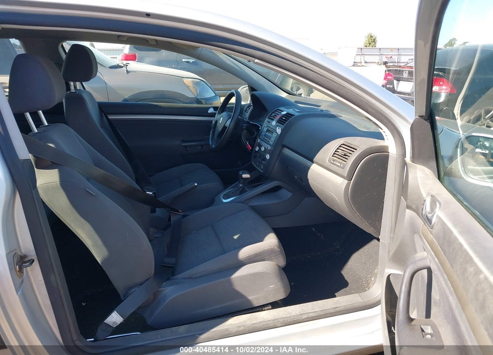 2008 VOLKSWAGEN RABBIT S VIN: WVWBA71K08W197839