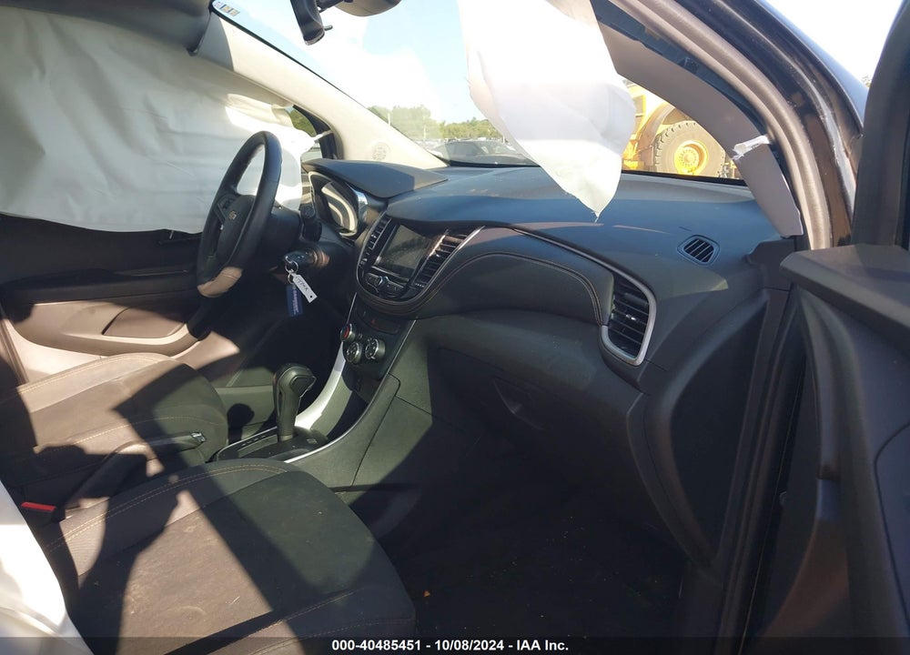 2019 CHEVROLET TRAX LS VIN: 3GNCJKSB0KL286577