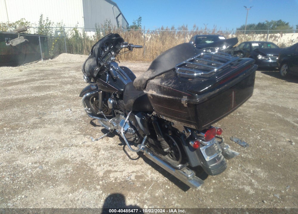 2006 HARLEY-DAVIDSON FLHXI VIN: 1HD1KBW116Y702475