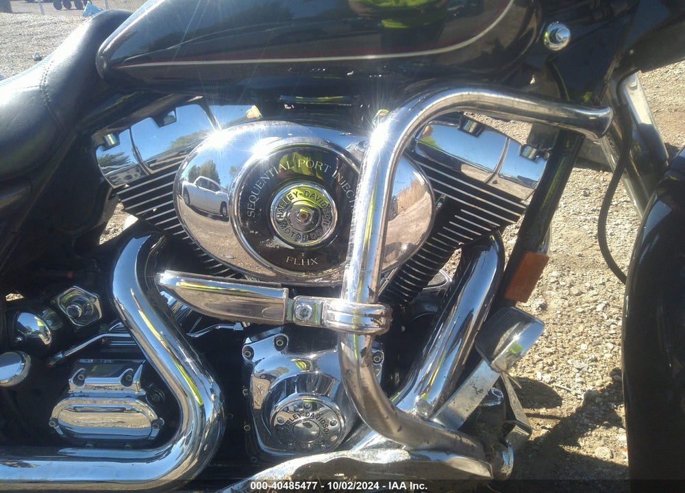2006 HARLEY-DAVIDSON FLHXI VIN: 1HD1KBW116Y702475