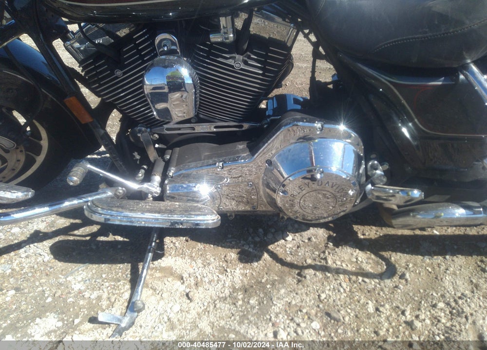 2006 HARLEY-DAVIDSON FLHXI VIN: 1HD1KBW116Y702475