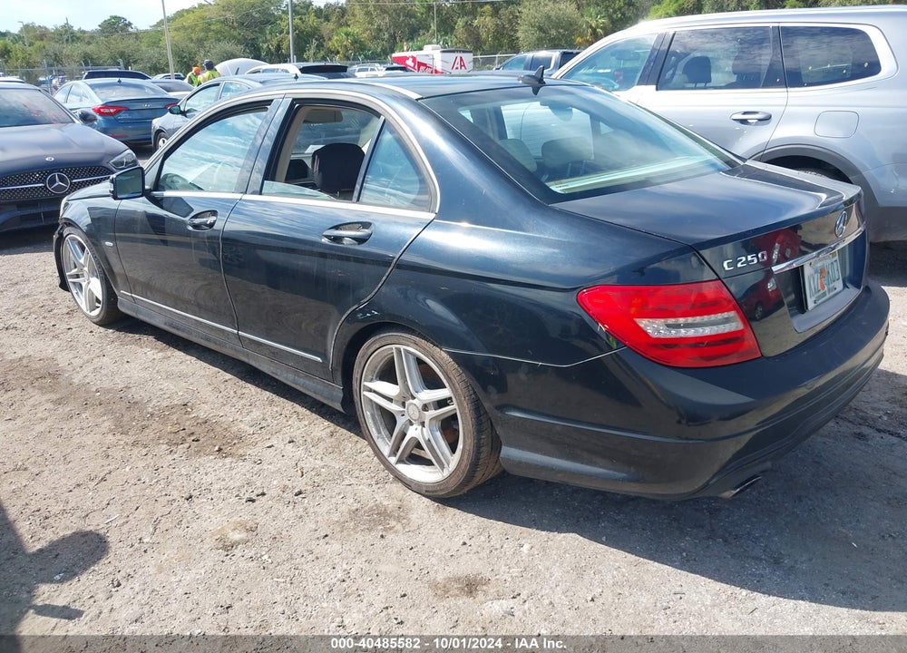 2012 MERCEDES-BENZ C 250 VIN: WDDGF4HB9CA604418