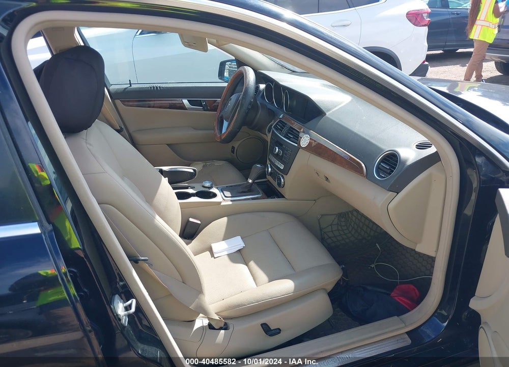 2012 MERCEDES-BENZ C 250 VIN: WDDGF4HB9CA604418