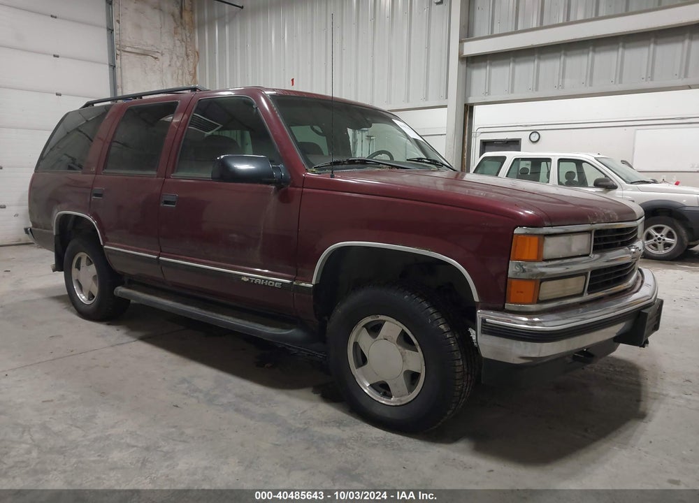 1999 CHEVROLET TAHOE LS VIN: 1GNEK13R0XJ545823