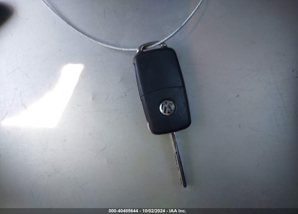 2014 VOLKSWAGEN JETTA VIN: 3VW2K7AJ7EM256477