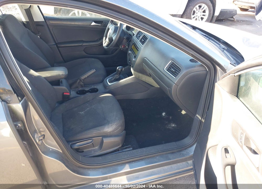 2014 VOLKSWAGEN JETTA VIN: 3VW2K7AJ7EM256477