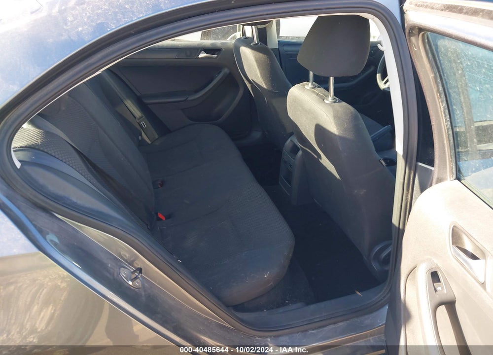 2014 VOLKSWAGEN JETTA VIN: 3VW2K7AJ7EM256477