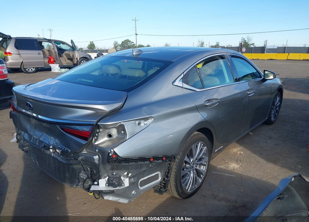 2021 LEXUS ES 300H VIN: 58ADA1C12MU005910